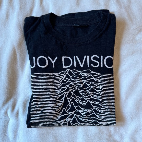 Small Vintage Joy Division Graphic Band Tee - Picture 2 of 4